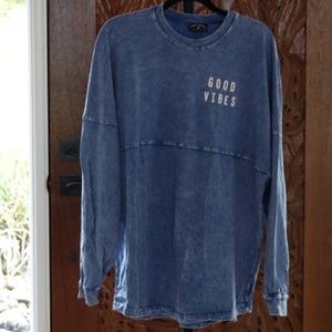 Good Vibes Long sleeve shirt